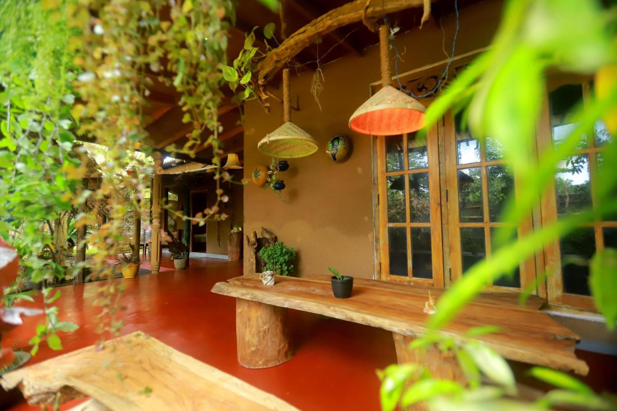 Dinna Nature Hostel Sigirîya Extérieur photo