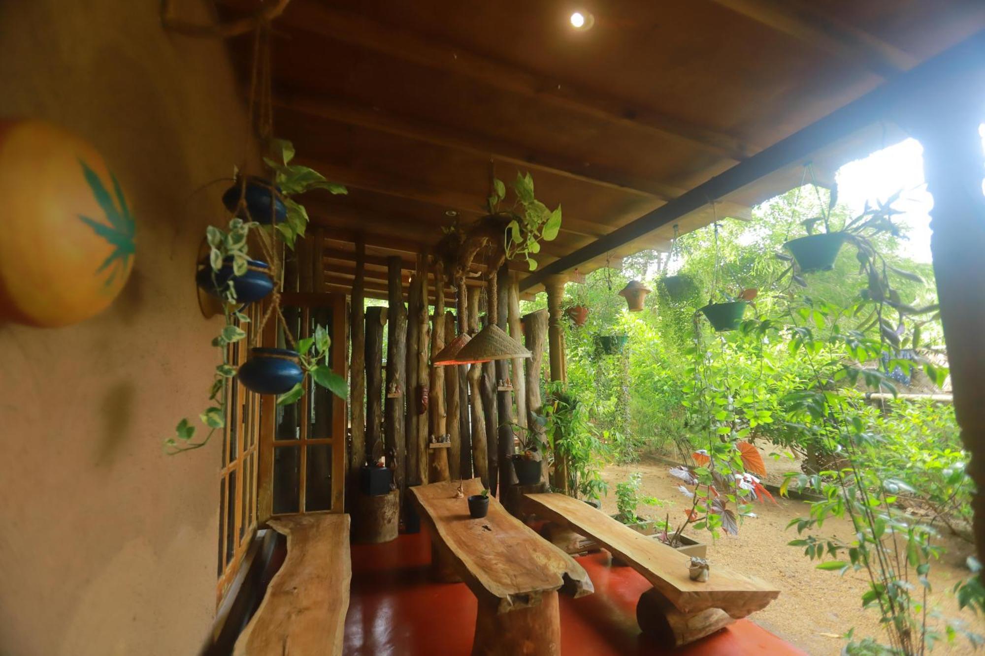 Dinna Nature Hostel Sigirîya Extérieur photo